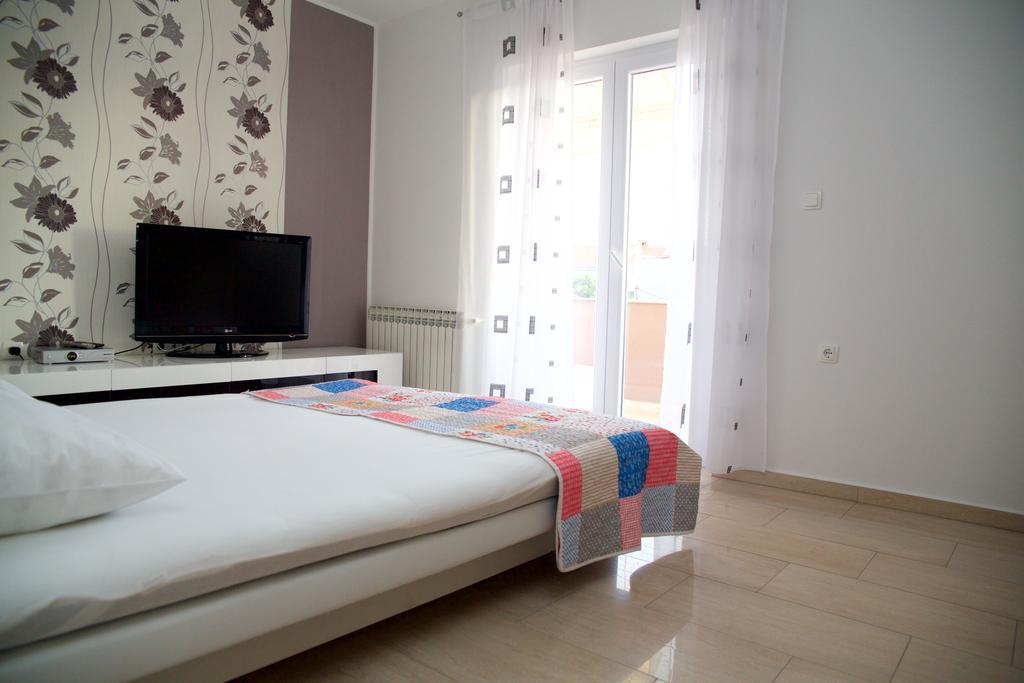 Antonija Apartments With Pool Biograd Na Moru Bagian luar foto