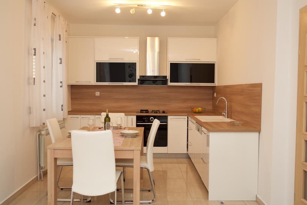 Antonija Apartments With Pool Biograd Na Moru Bagian luar foto