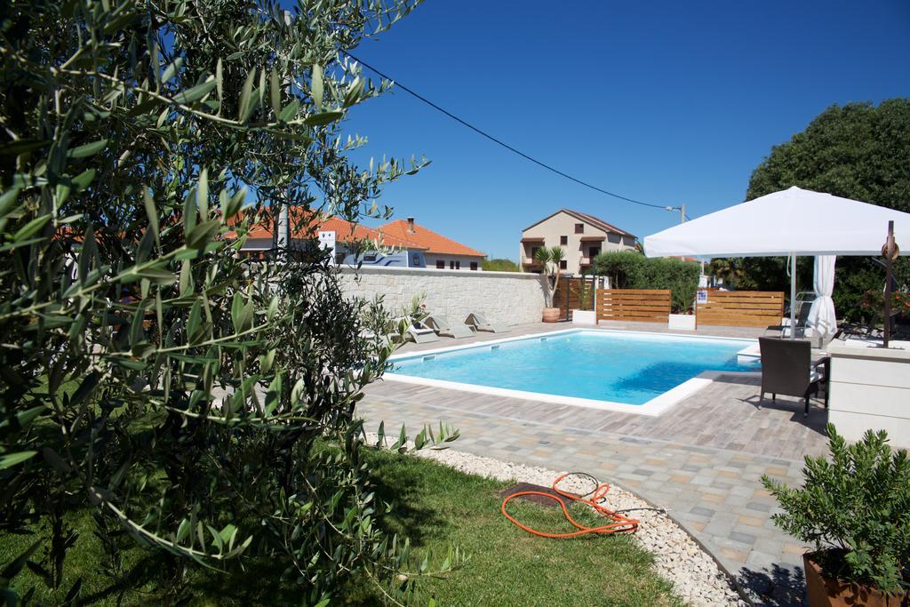 Antonija Apartments With Pool Biograd Na Moru Bagian luar foto